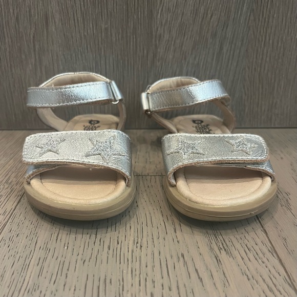 Old Soles Girl’s Silver Star-Born Leather Sandals - Picture 3 of 5